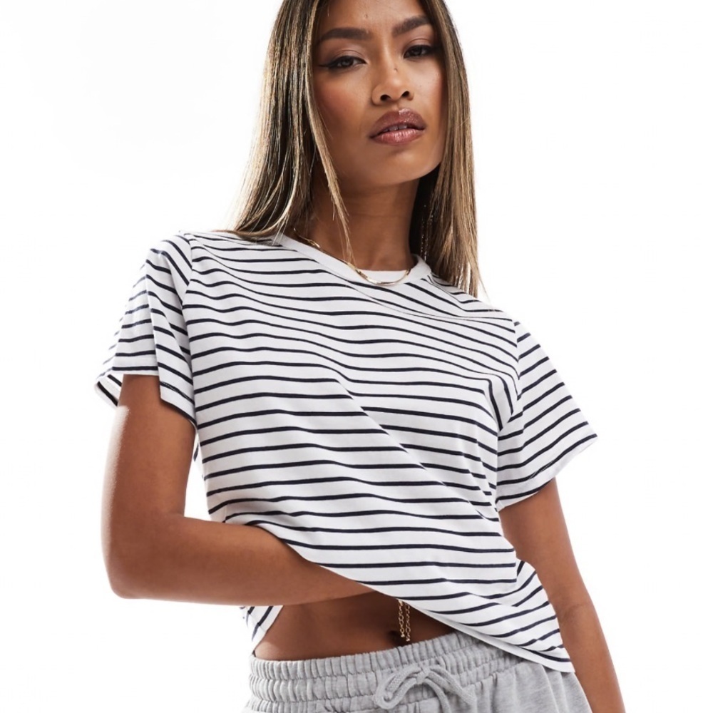 Abercrombie & Fitch Soft AF Collection Short sleeve Green White Stripe Tee Shirt